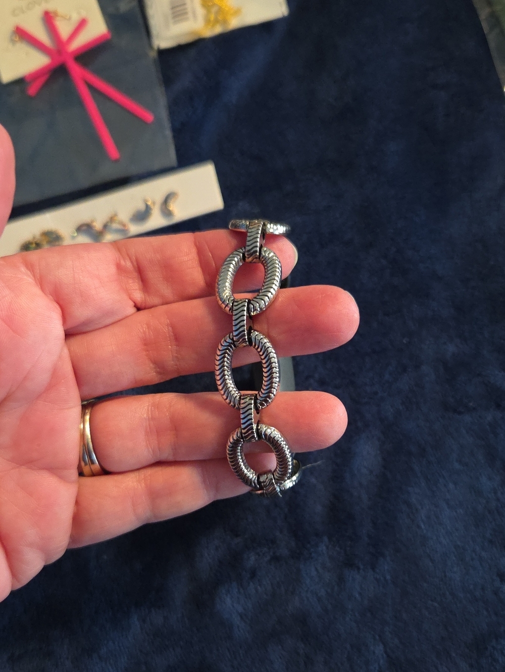 Jewelry bundle - Picture 6 of 7